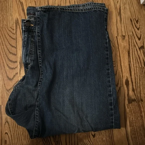 Gently Used Old Navy Dark Blue Denim Jeans - Picture 2 of 3